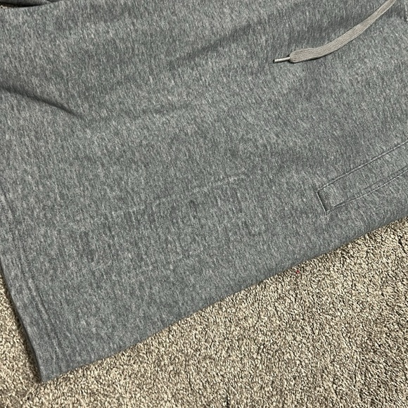 Vintage Baggy Fit Grey Puma Shorts - Picture 2 of 4